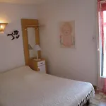 Villa Jolie T3 Mezzanine Avec Véranda à Saint-cyprien, 6 Couchages, 900m De La Plage, Parking Privé - Fr-1-106-57 *